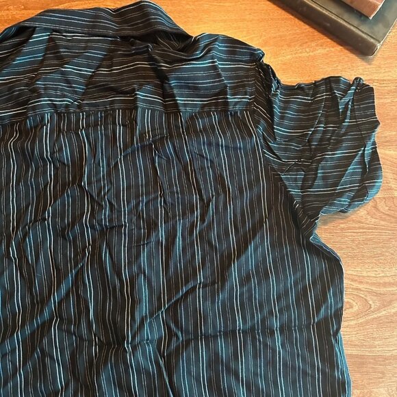 Axcess Black Pin Striped Button Down Shirt NWT Size L - Picture 11 of 14